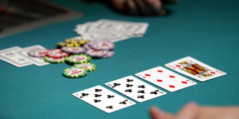 Trải Nghiệm Chơi Poker Kiếm Tiền Cực Đã Tại Nhà Cái Hello88 - pixon
